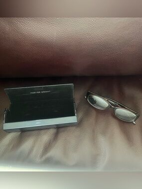 Foster Grant Brown Polarized Rectangular Sunglasses with Foster Grant Hard Case